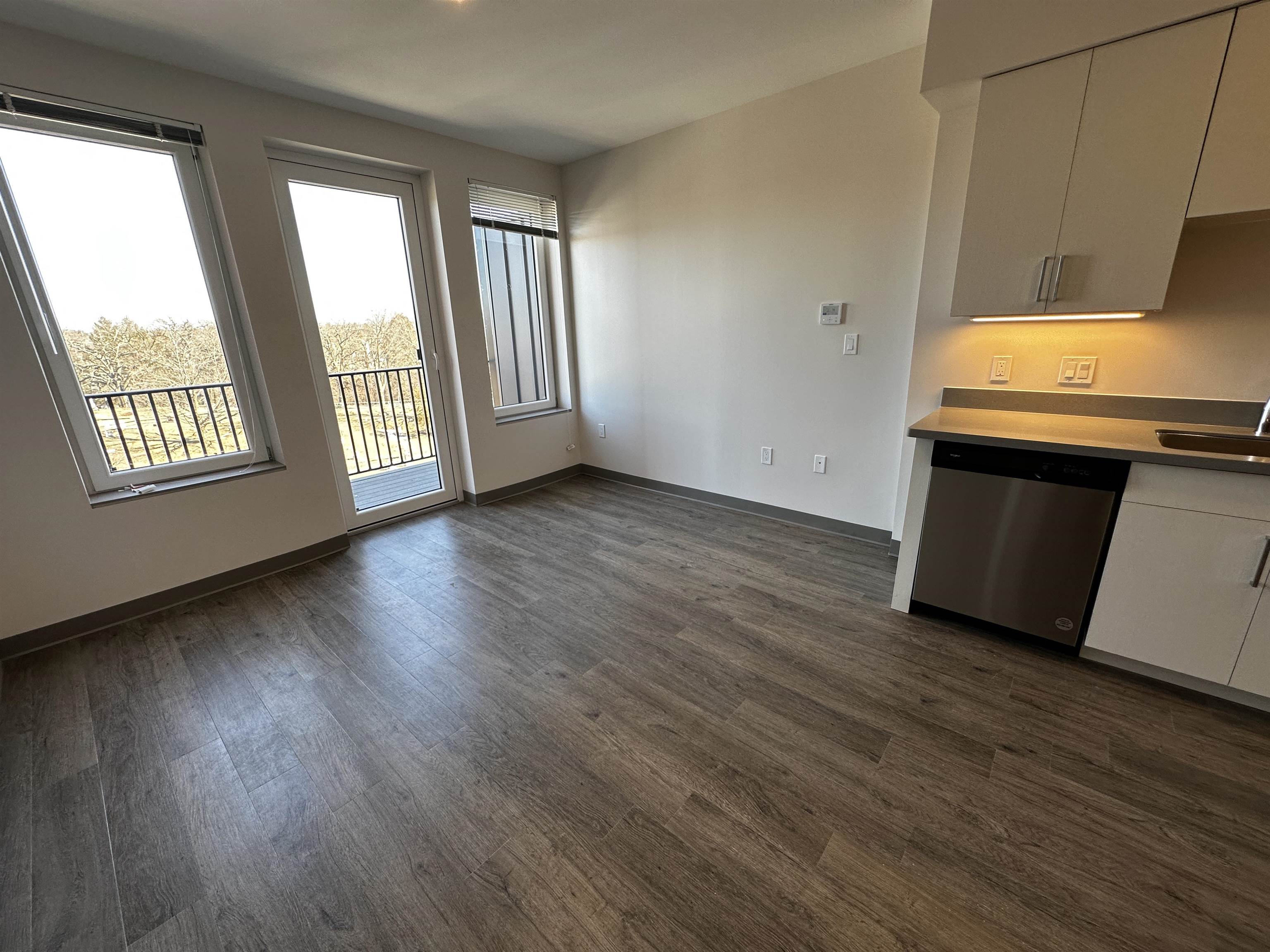 409 Elm Street, Unit 617 Manchester, NH 03101 - Photo 7 of 40