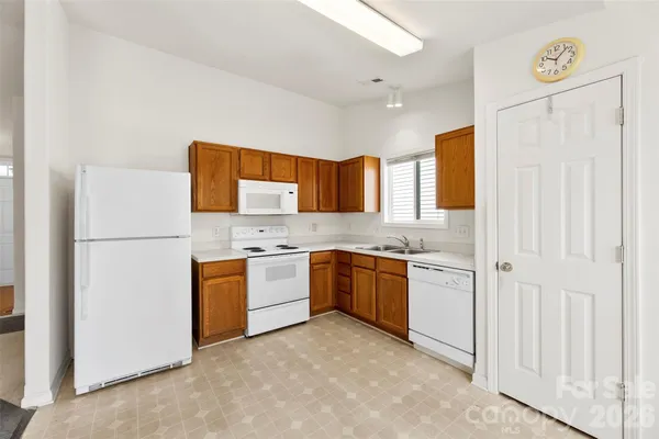 $330,000 | 10215 Orchard Grass Court, Charlotte, NC 28278
