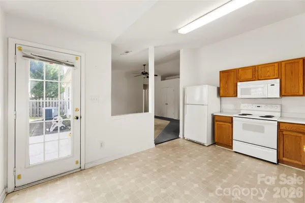 $330,000 | 10215 Orchard Grass Court, Charlotte, NC 28278
