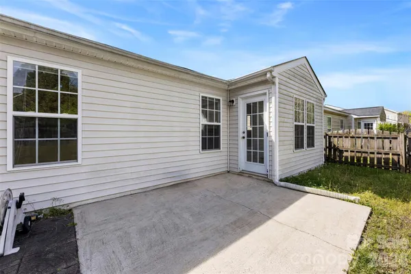 $330,000 | 10215 Orchard Grass Court, Charlotte, NC 28278