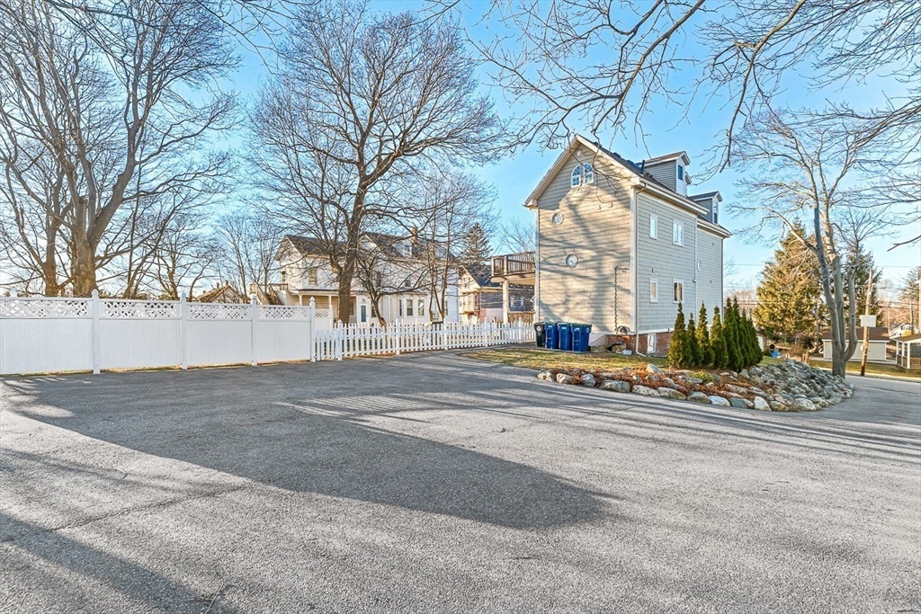 11 Symonds Street, Unit 2 Salem, MA 01970 - Photo 3 of 28