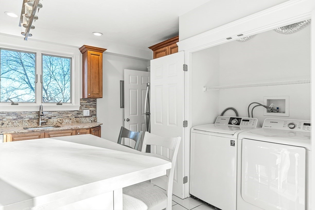 11 Symonds Street, Unit 2 Salem, MA 01970 - Photo 9 of 28