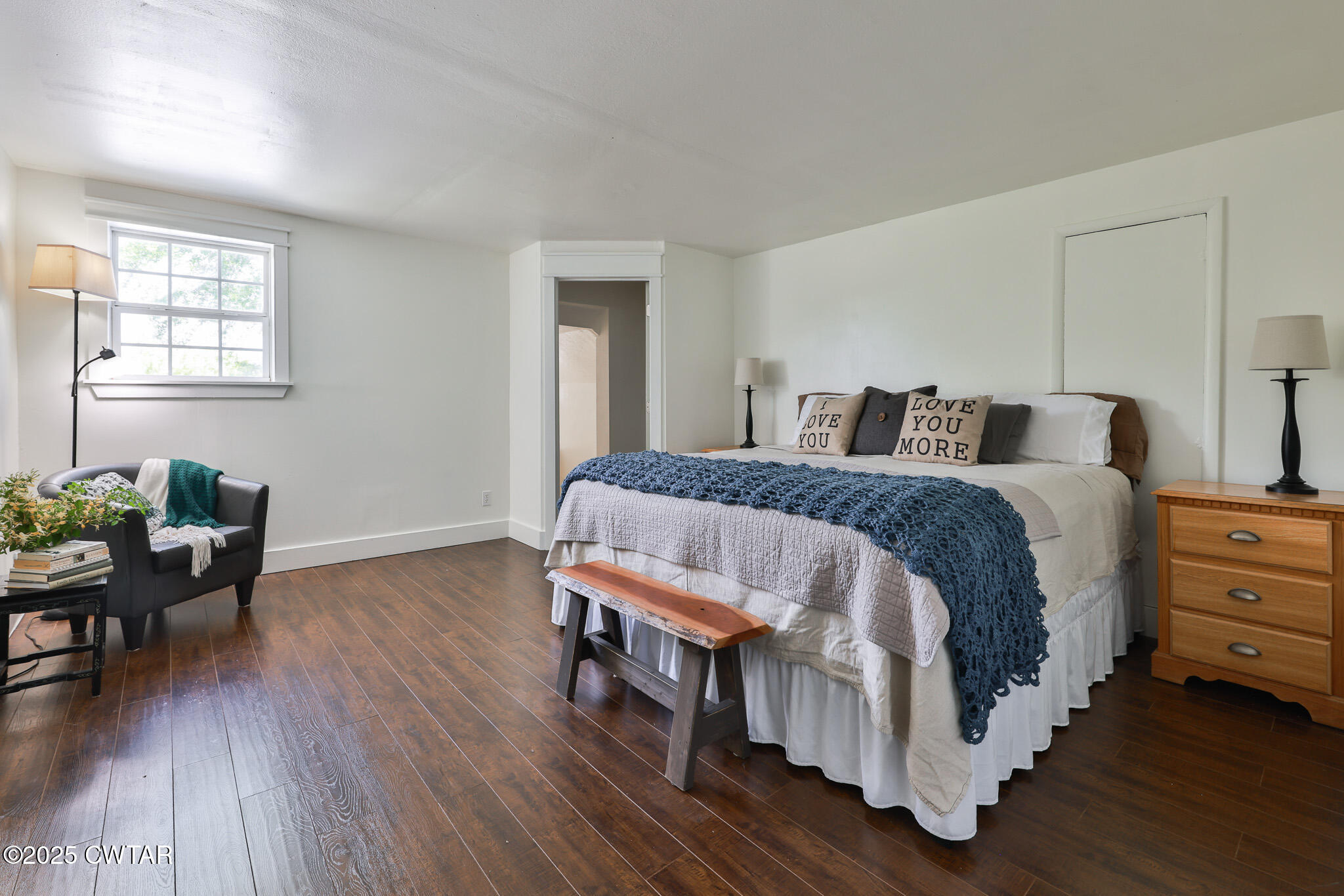 1461 Bynum Road Dresden, TN 38225 - Photo 40 of 60 a bedroom with a bed and windows