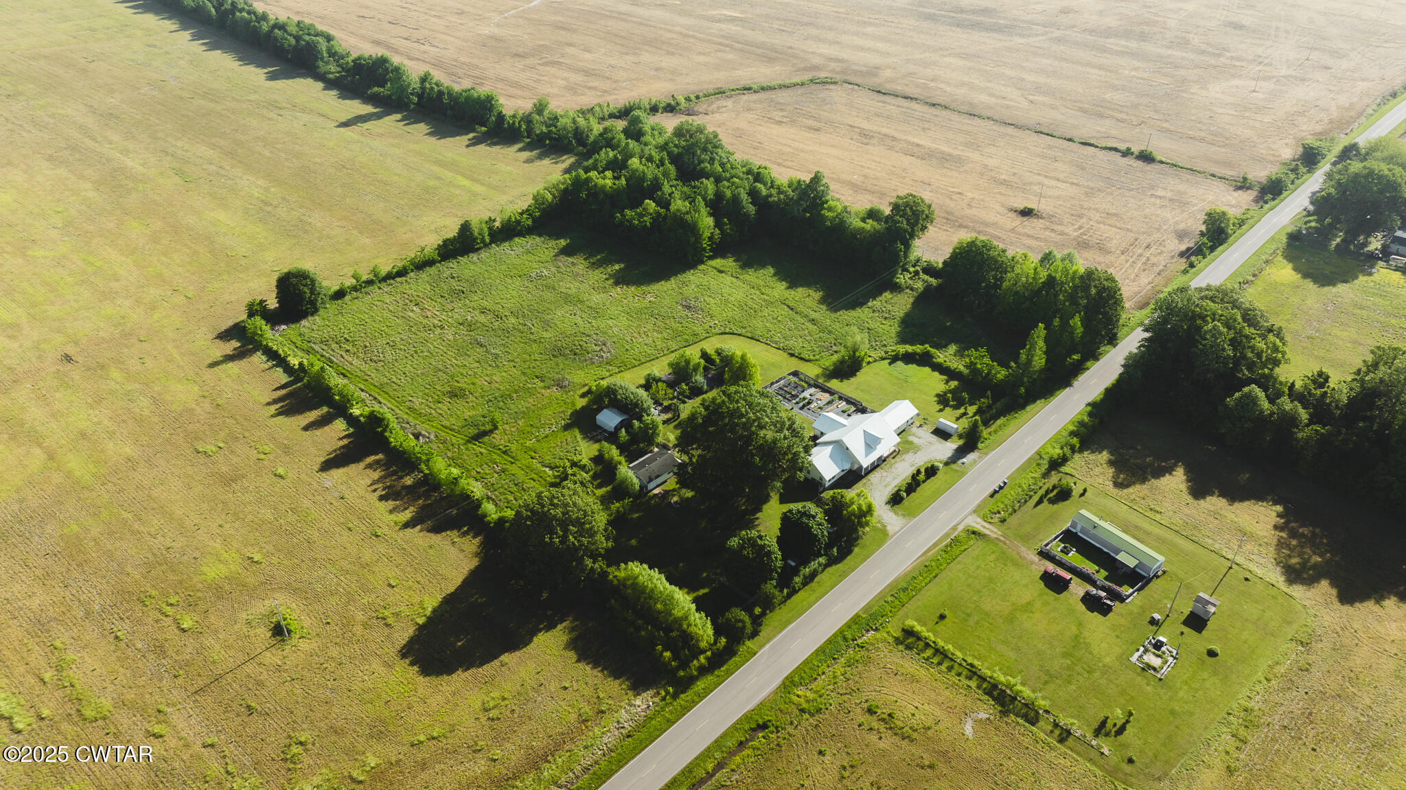 1461 Bynum Road Dresden, TN 38225 - Photo 55 of 60 a view of swimming pool with a yard