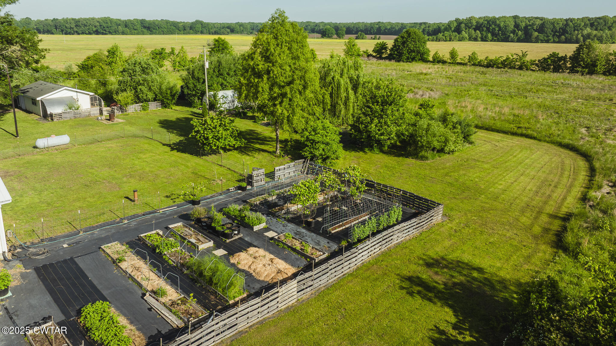 1461 Bynum Road Dresden, TN 38225 - Photo 9 of 60 DJI_20250505093122_0018_D