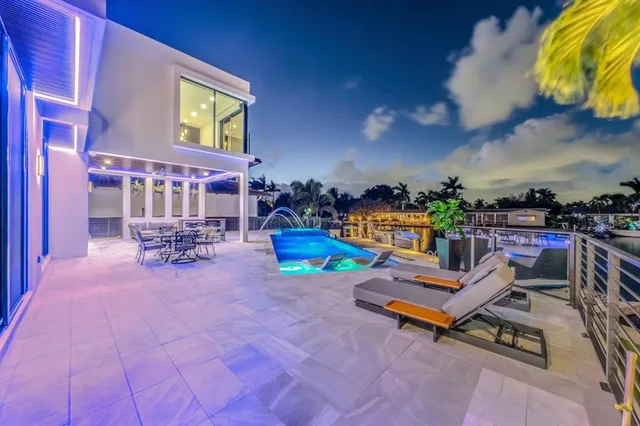$5,400,000 | 2581 Northeast 50th Street, Lighthouse Point, FL 33064