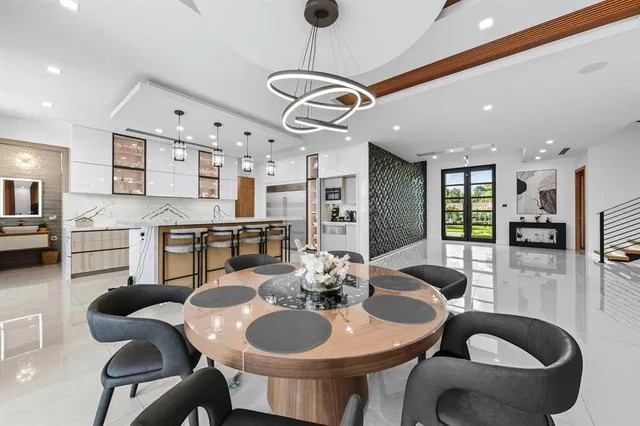 $5,400,000 | 2581 Northeast 50th Street, Lighthouse Point, FL 33064