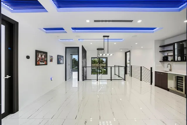 $5,400,000 | 2581 Northeast 50th Street, Lighthouse Point, FL 33064