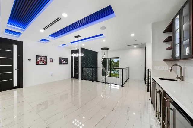 $5,400,000 | 2581 Northeast 50th Street, Lighthouse Point, FL 33064