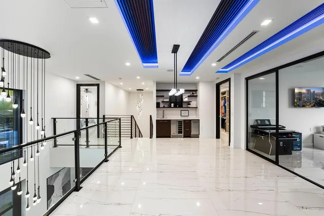 $5,400,000 | 2581 Northeast 50th Street, Lighthouse Point, FL 33064