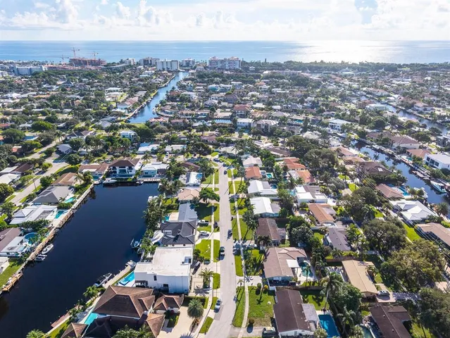 $5,400,000 | 2581 Northeast 50th Street, Lighthouse Point, FL 33064