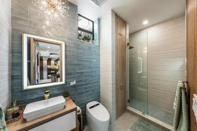 $5,400,000 | 2581 Northeast 50th Street, Lighthouse Point, FL 33064