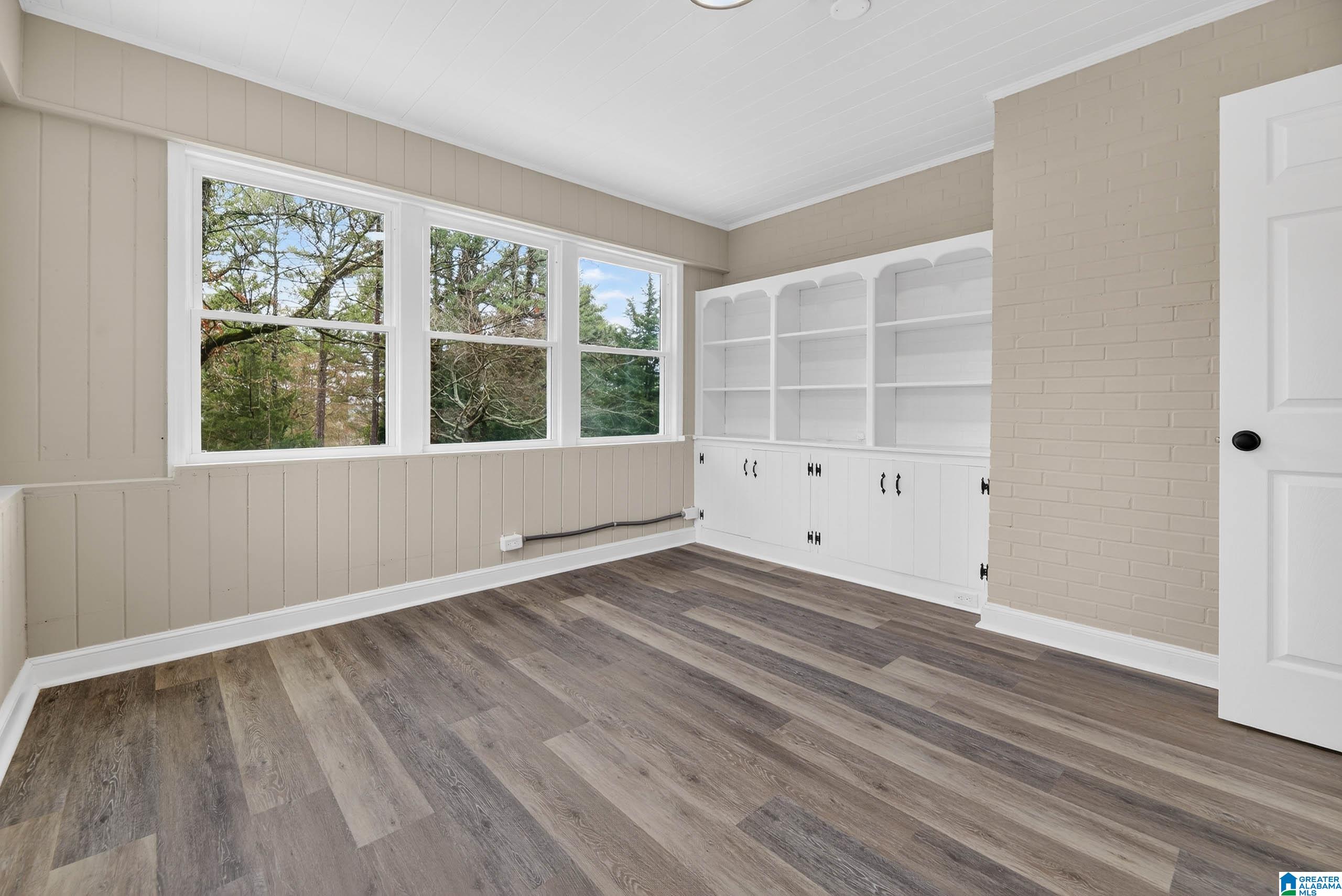 1111 Calhoun Place Anniston, AL 36207 - Photo 19 of 49