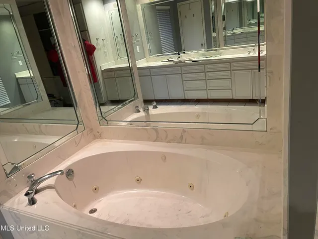 $330,000 | 522 Kennedy Drive Northwest, Magee, MS 39111