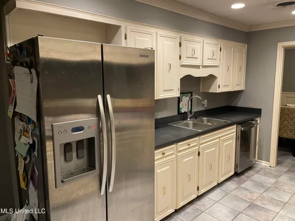 $324,900 | 522 Kennedy Drive Northwest, Magee, MS 39111
