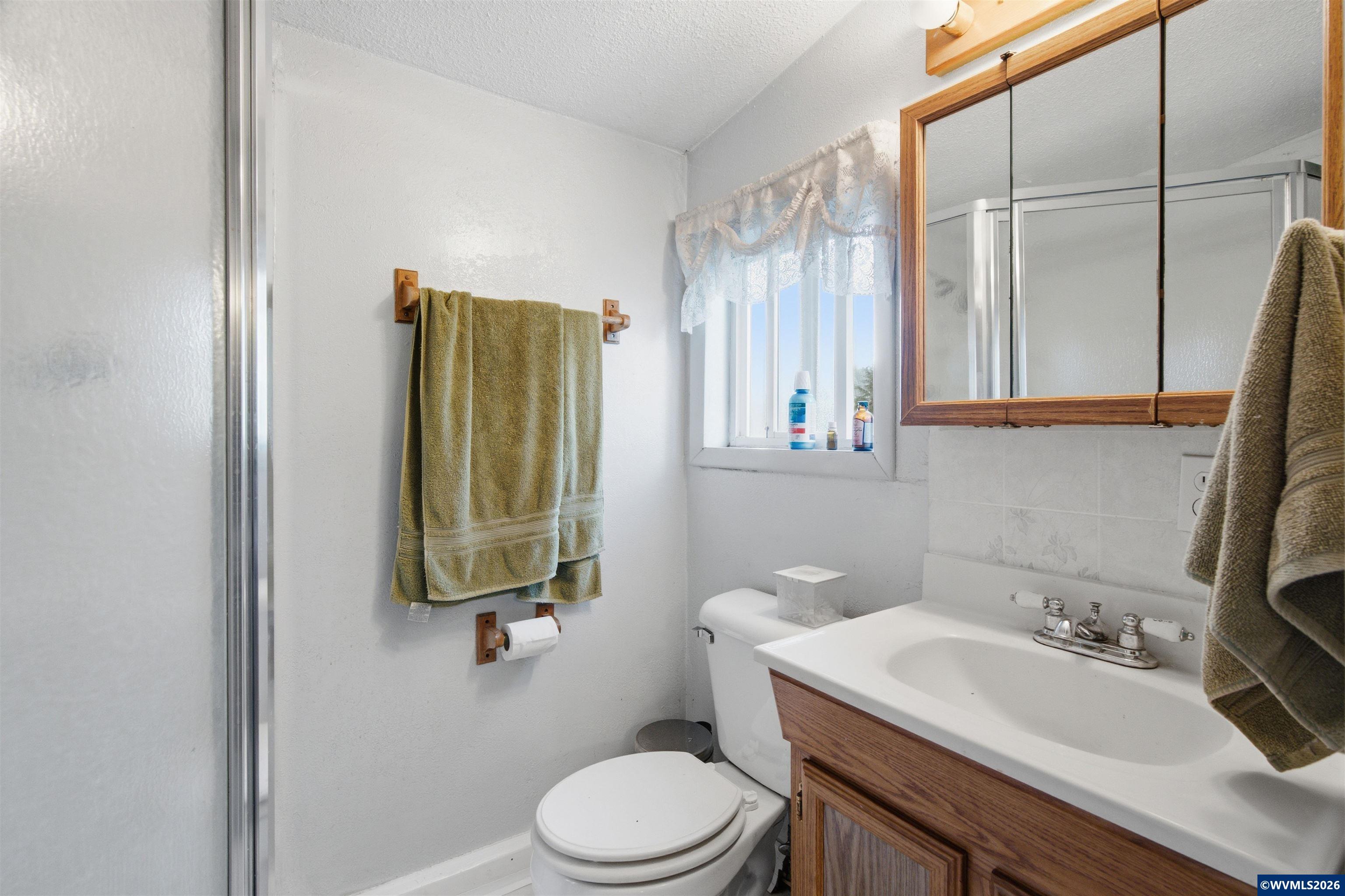 2008 Farmer Road Southeast Jefferson, OR 97352 - Photo 17 of 44 Gallery Image 17