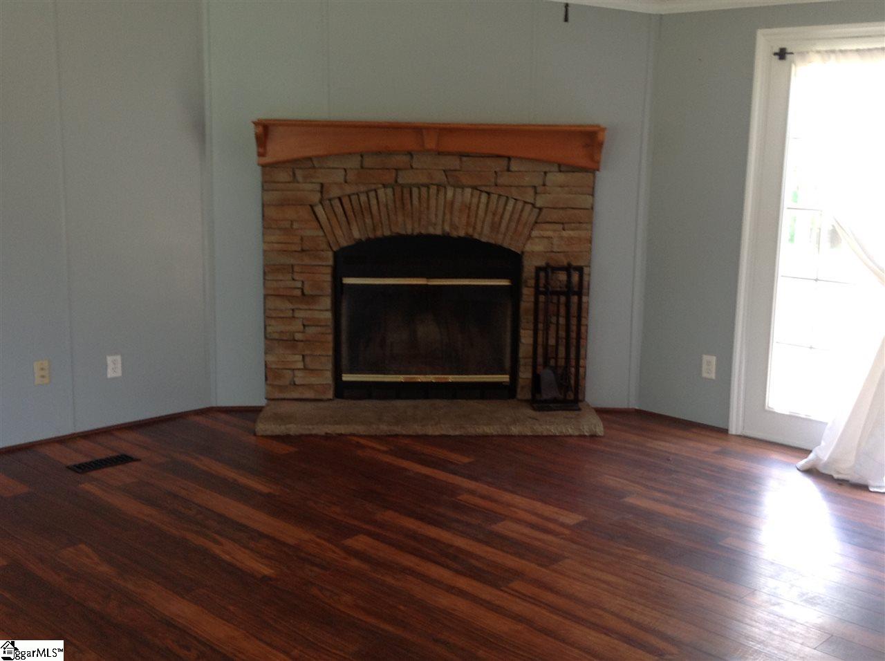150 Hawk Lane Fountain Inn, SC 29644 - Photo 5 of 12