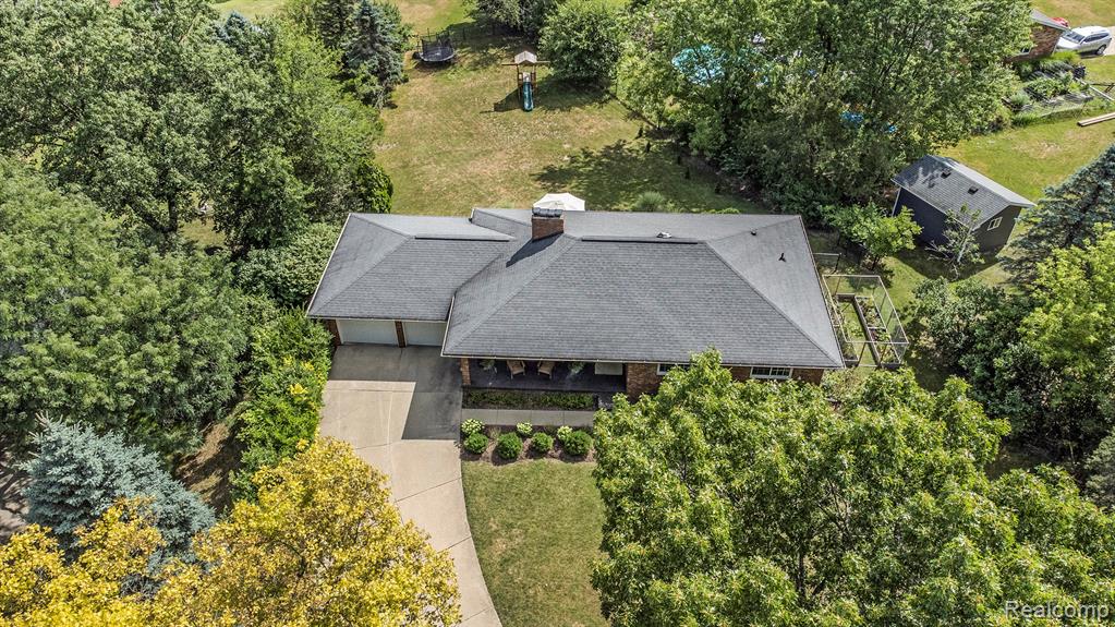 11332 Denton Hill Road Fenton, MI 48430 - Photo 3 of 43 Gallery Image 3