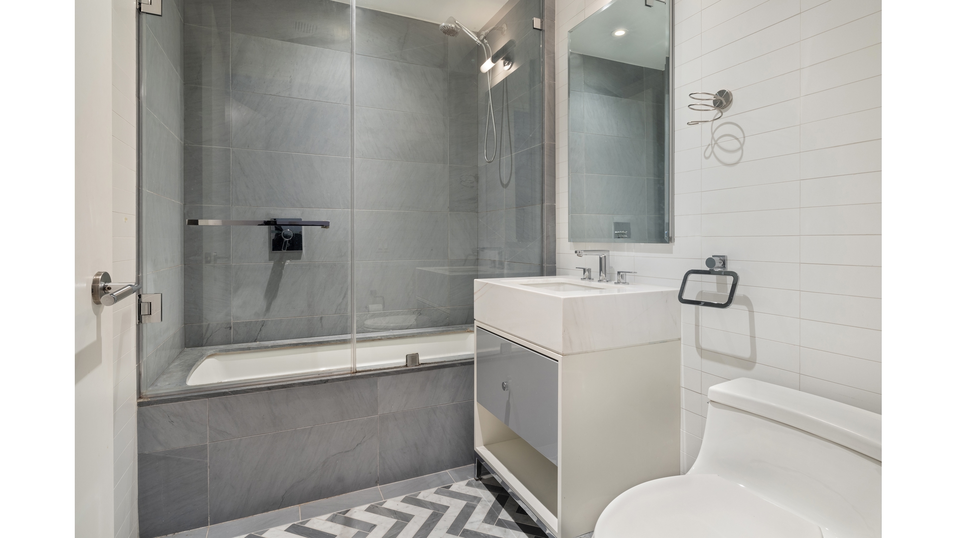 261 West 25th Street, Unit 11A Manhattan, NY 10001 - Photo 10 of 16