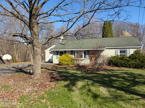 $138,900 | 33 Wendell Street, Ravena, NY 12143