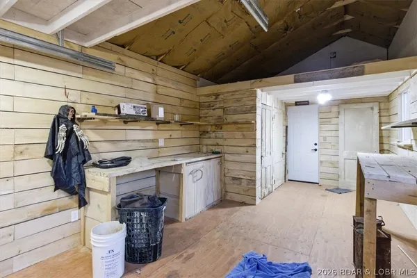 $240,000 | 6-24 Look Out Drive, Edwards, MO 65326