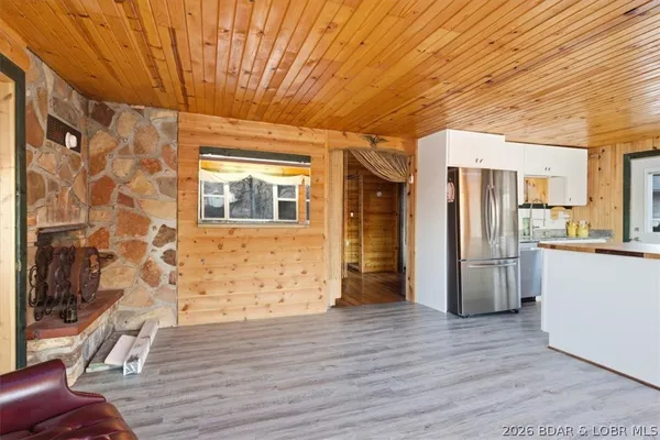$240,000 | 6-24 Look Out Drive, Edwards, MO 65326