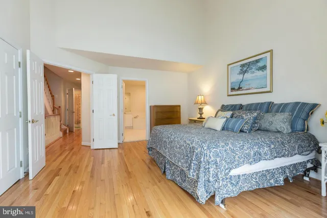 $3,900 | 8857 Ashgrove House Lane, Vienna, VA 22182