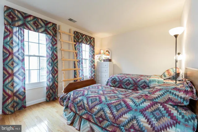 $3,900 | 8857 Ashgrove House Lane, Vienna, VA 22182