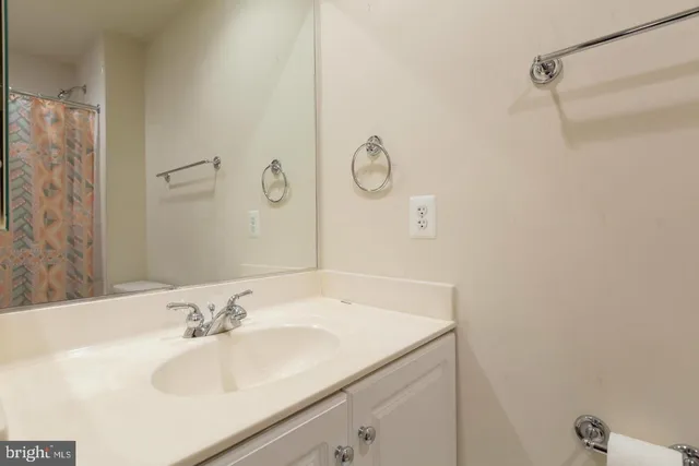 $3,900 | 8857 Ashgrove House Lane, Vienna, VA 22182