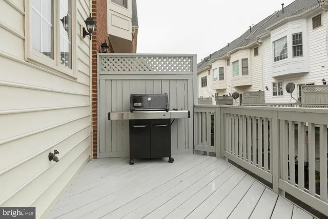 $3,900 | 8857 Ashgrove House Lane, Vienna, VA 22182