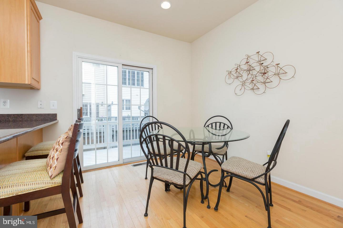 8857 Ashgrove House Lane Vienna, VA 22182 - Photo 5 of 34 Eating kitchen.