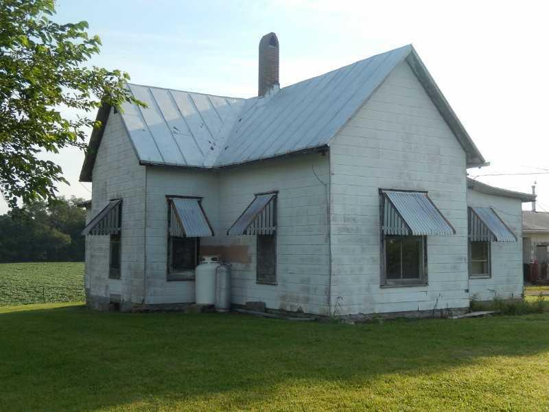 2044 Mills Road New Madison, OH 45346 - Photo 2 of 5