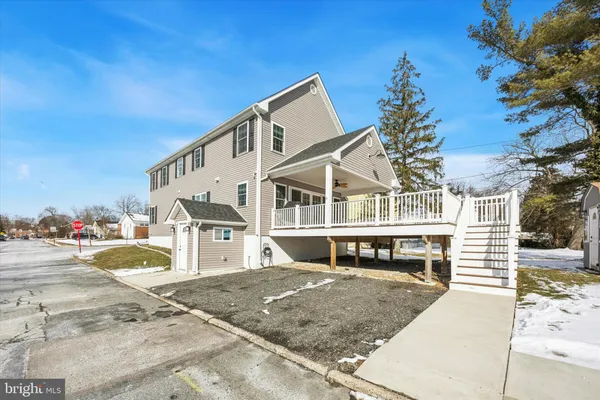 $665,000 | 1002 11th Avenue, Folsom, PA 19033