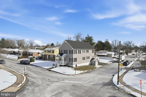 $665,000 | 1002 11th Avenue, Folsom, PA 19033
