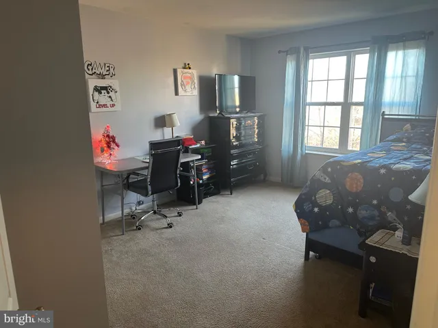 $374,900 | 1034 Rosemont Terrace, Pennsburg, PA 18073