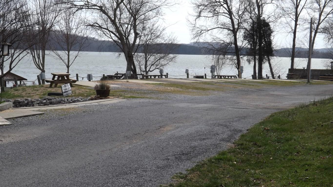 1008 Dreamland Road Spring City, TN 37381 - Photo 24 of 40 RV sites