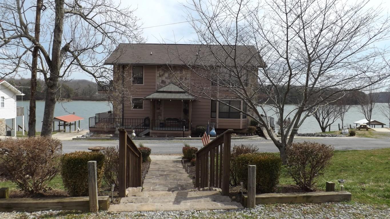 1008 Dreamland Road Spring City, TN 37381 - Photo 33 of 40 view of home from across street