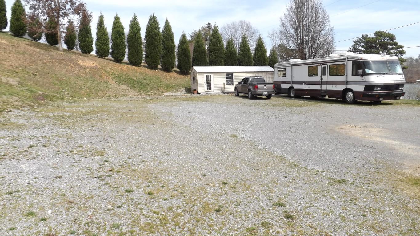 1008 Dreamland Road Spring City, TN 37381 - Photo 35 of 40 extra lot & parking 2