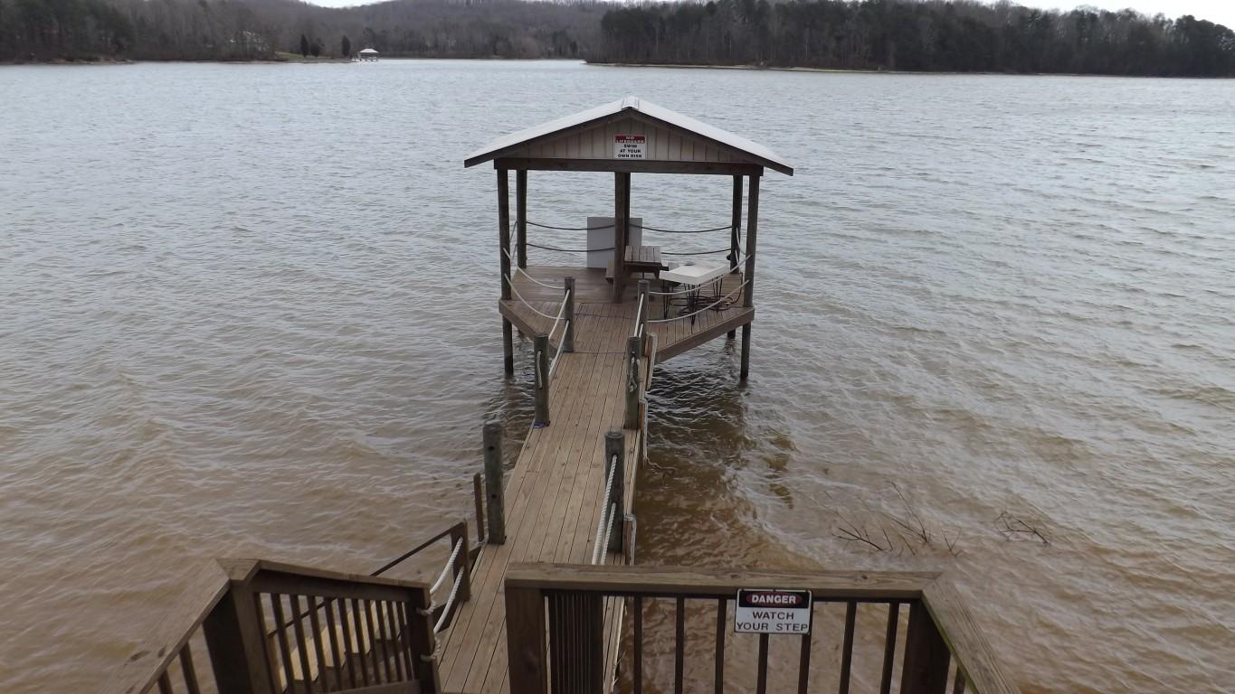 1008 Dreamland Road Spring City, TN 37381 - Photo 38 of 40 dock