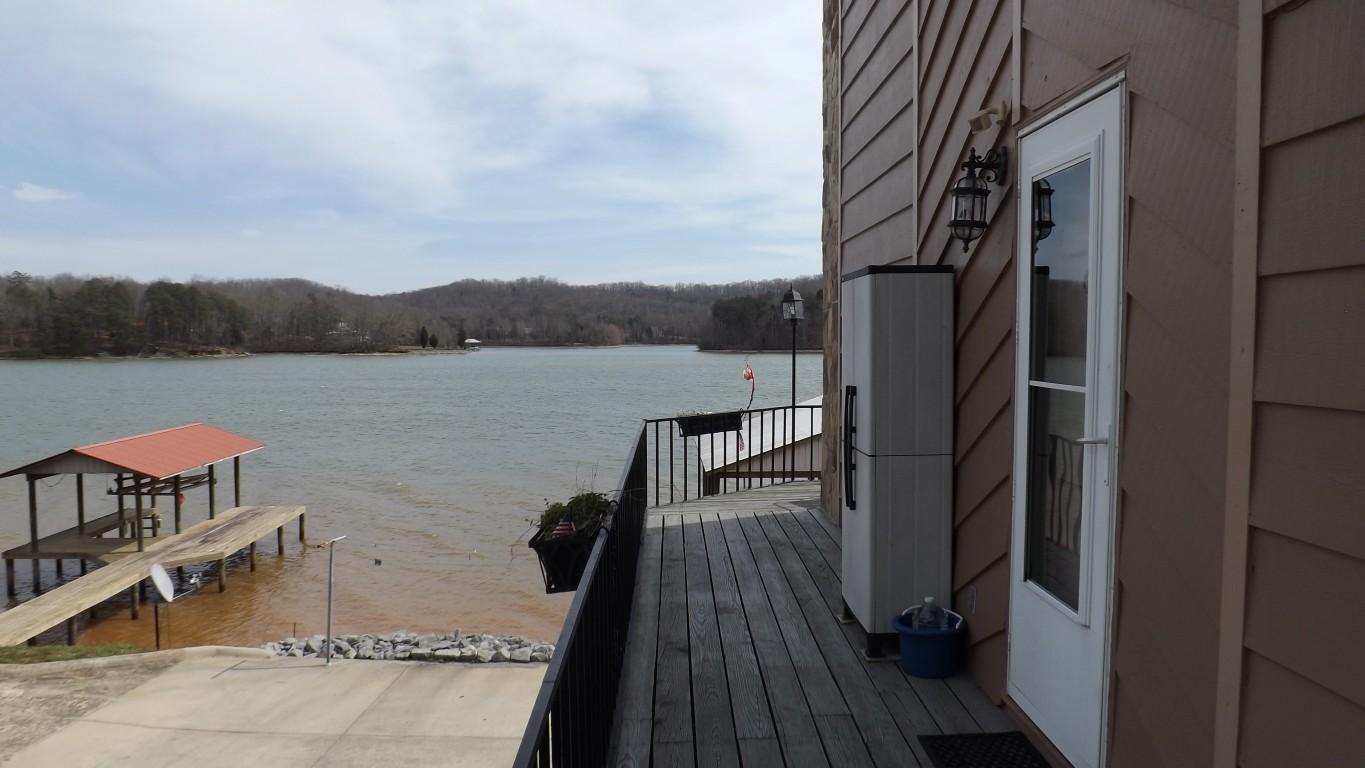 1008 Dreamland Road Spring City, TN 37381 - Photo 40 of 40 deck around home