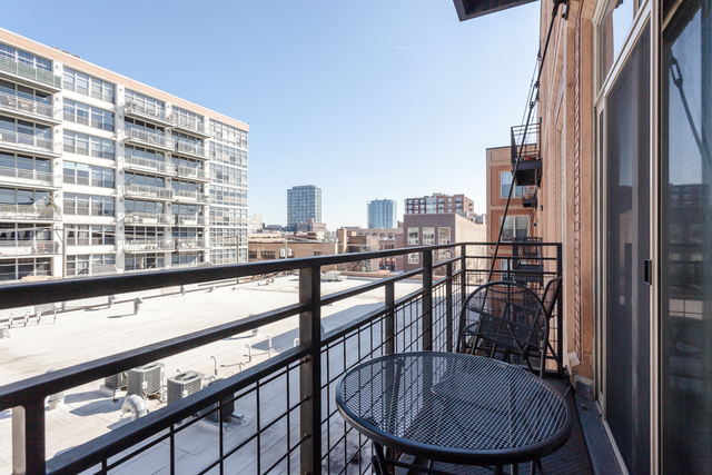 1228 West Monroe Street, Unit 407 Chicago, IL 60607 - Photo 14 of 15