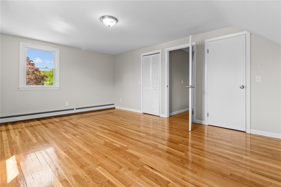 28 Arrowfield Road Cranston, RI 02921 - Photo 33 of 49 Upper Bed #3