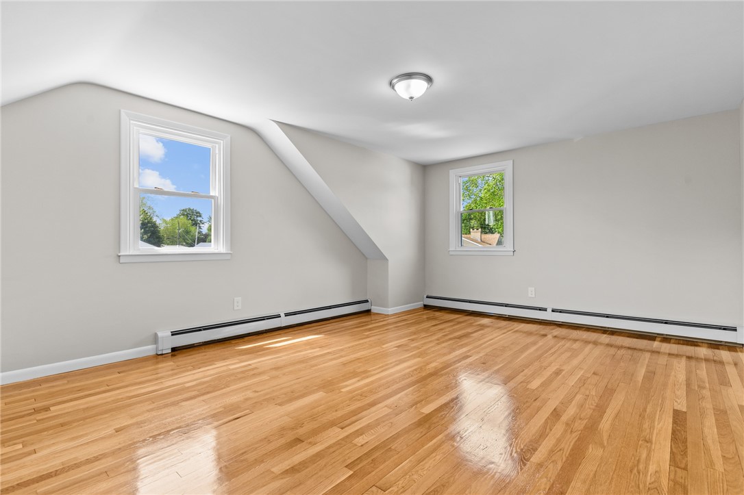 28 Arrowfield Road Cranston, RI 02921 - Photo 34 of 49 Upper Bed #3