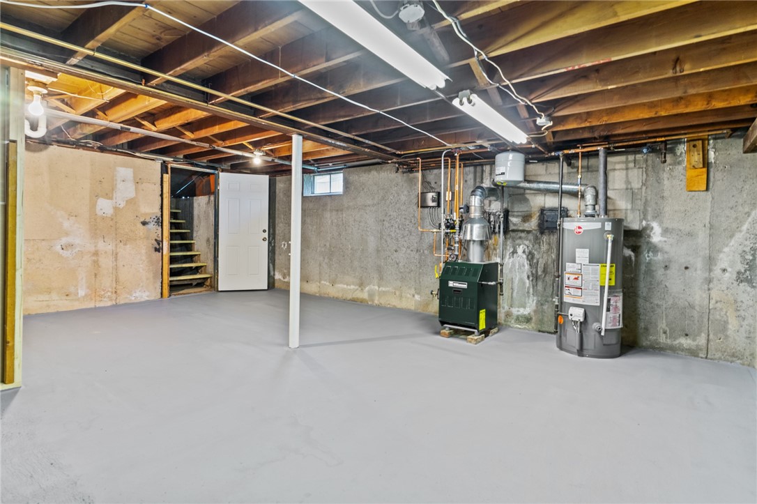 28 Arrowfield Road Cranston, RI 02921 - Photo 48 of 49