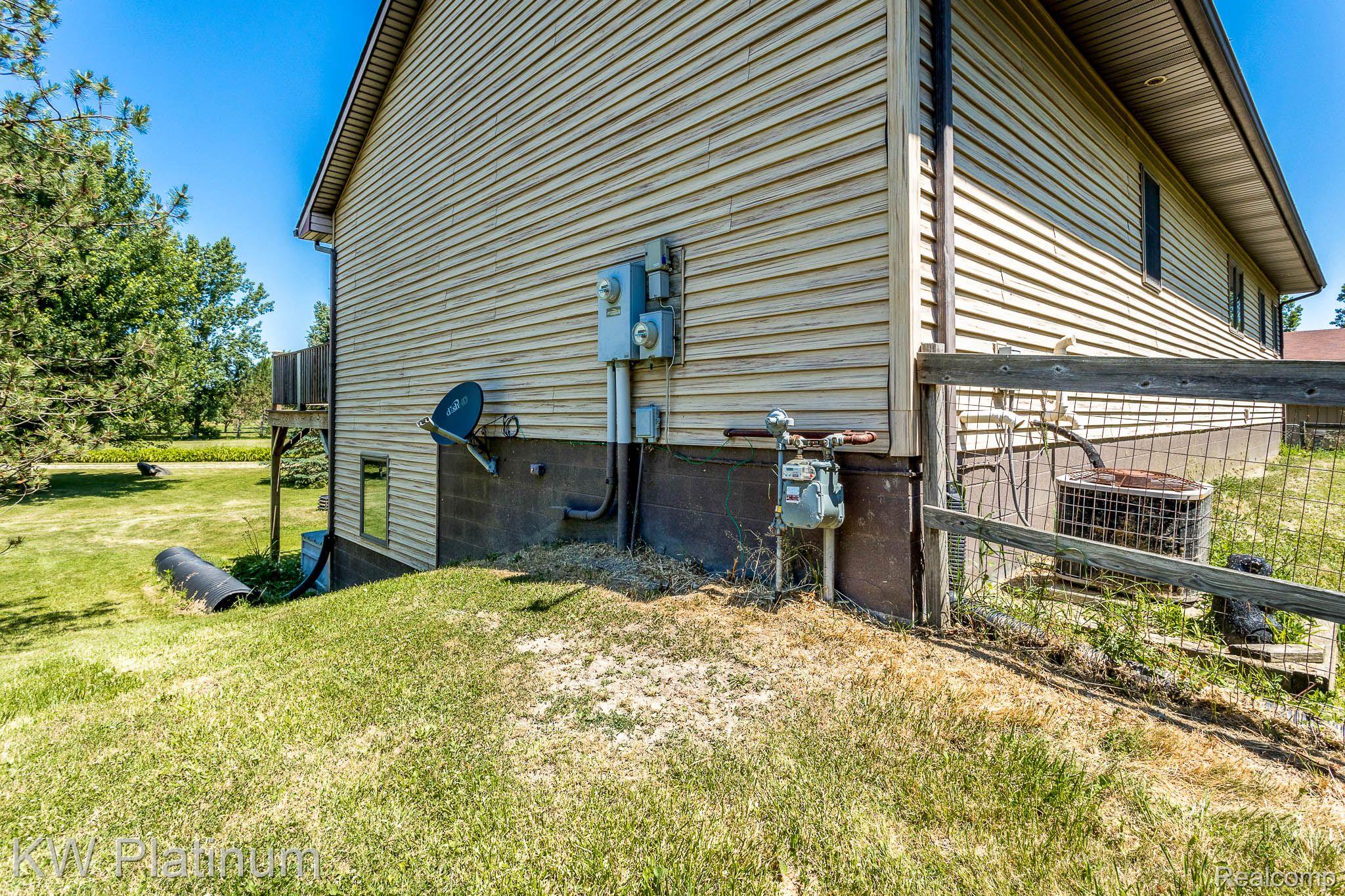 8614 Kilgore Road Avoca, MI 48006 - Photo 32 of 44 Gallery Image 32
