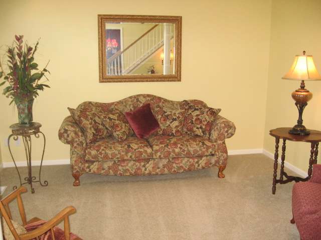 223 Ridge Bay Court, Unit LEACROFT Greenville, SC 29611 - Photo 7 of 25 Gallery Image 7