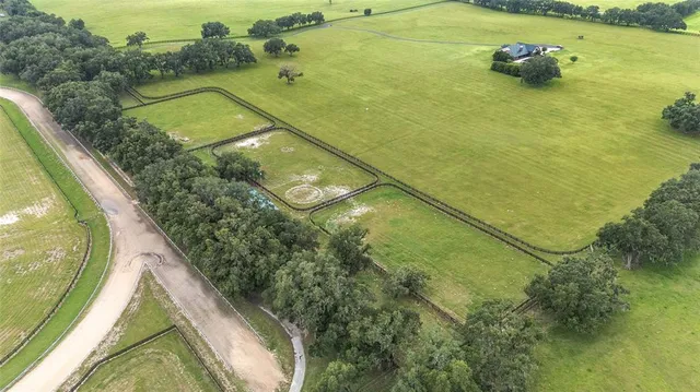 $3,660,000 | 18800 Southeast 47 Place, Morriston, FL 32668