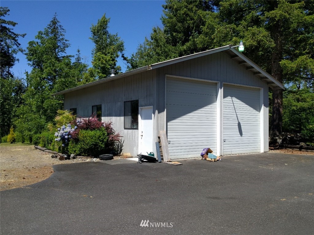 1045 Kelly Road Bellingham, WA 98226 - Photo 17 of 25