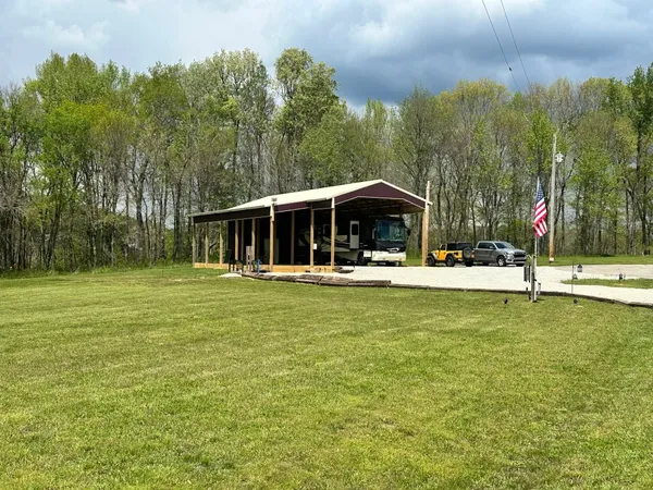 $249,900 | 99 Pintail Lane, Clifton, TN 38425