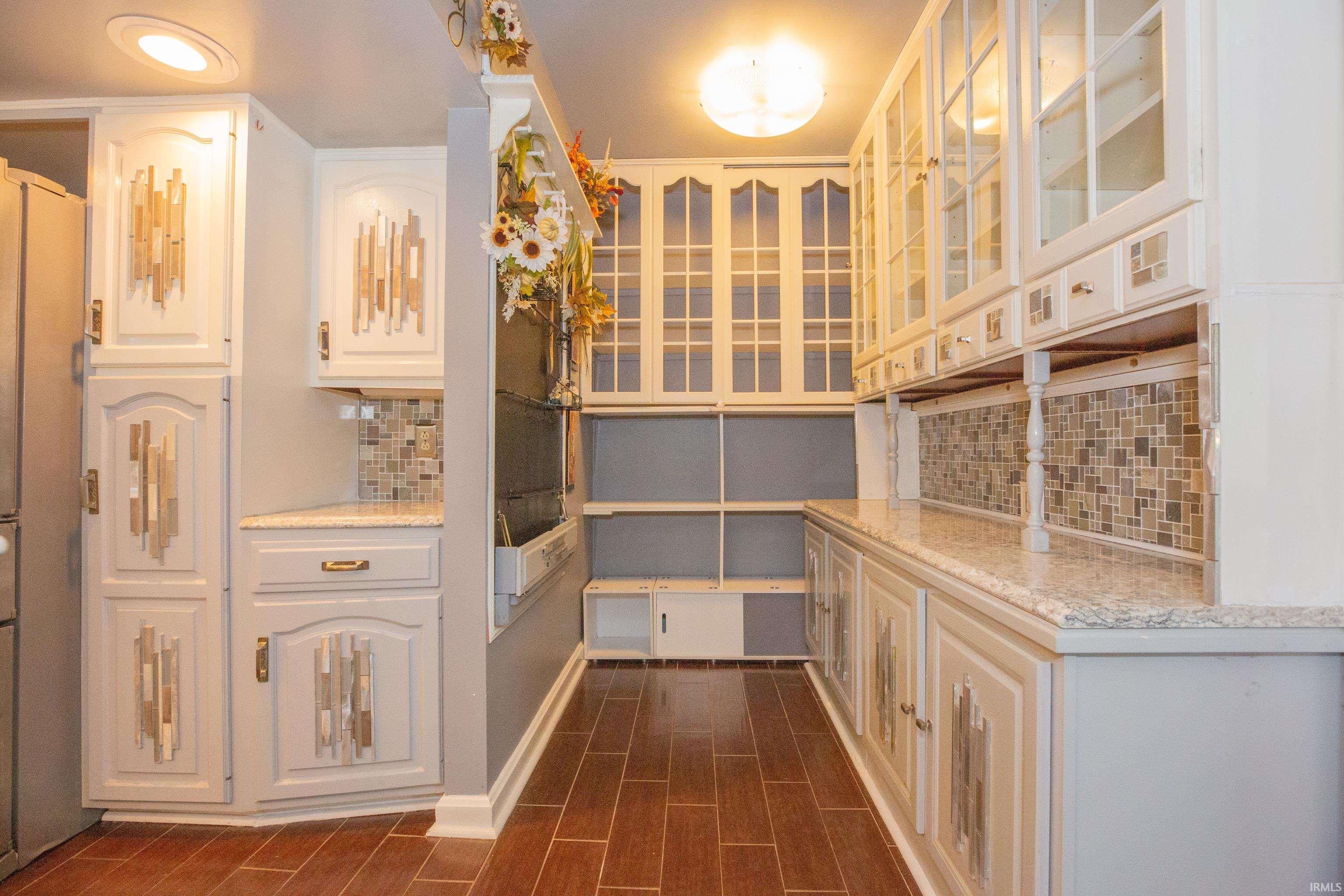 9051 Middle Mt Vernon Road Mount Vernon, IN 47620 - Photo 13 of 36